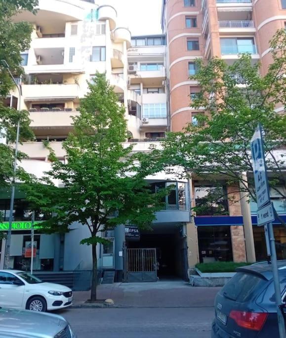 Appartement Tirana Road Blloku Area Extérieur photo