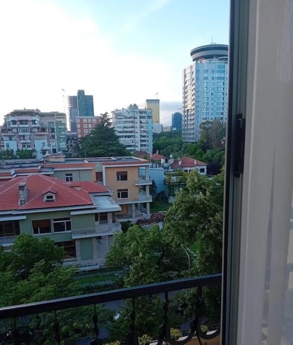 Appartement Tirana Road Blloku Area Extérieur photo