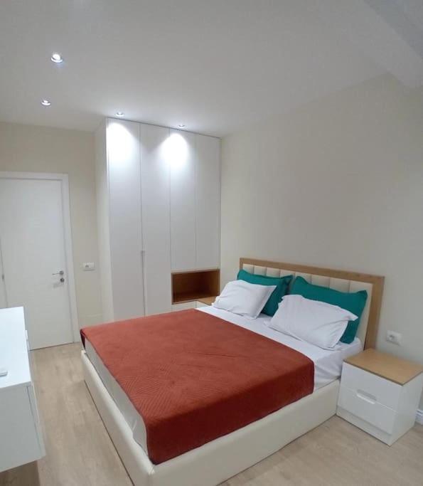Appartement Tirana Road Blloku Area Extérieur photo